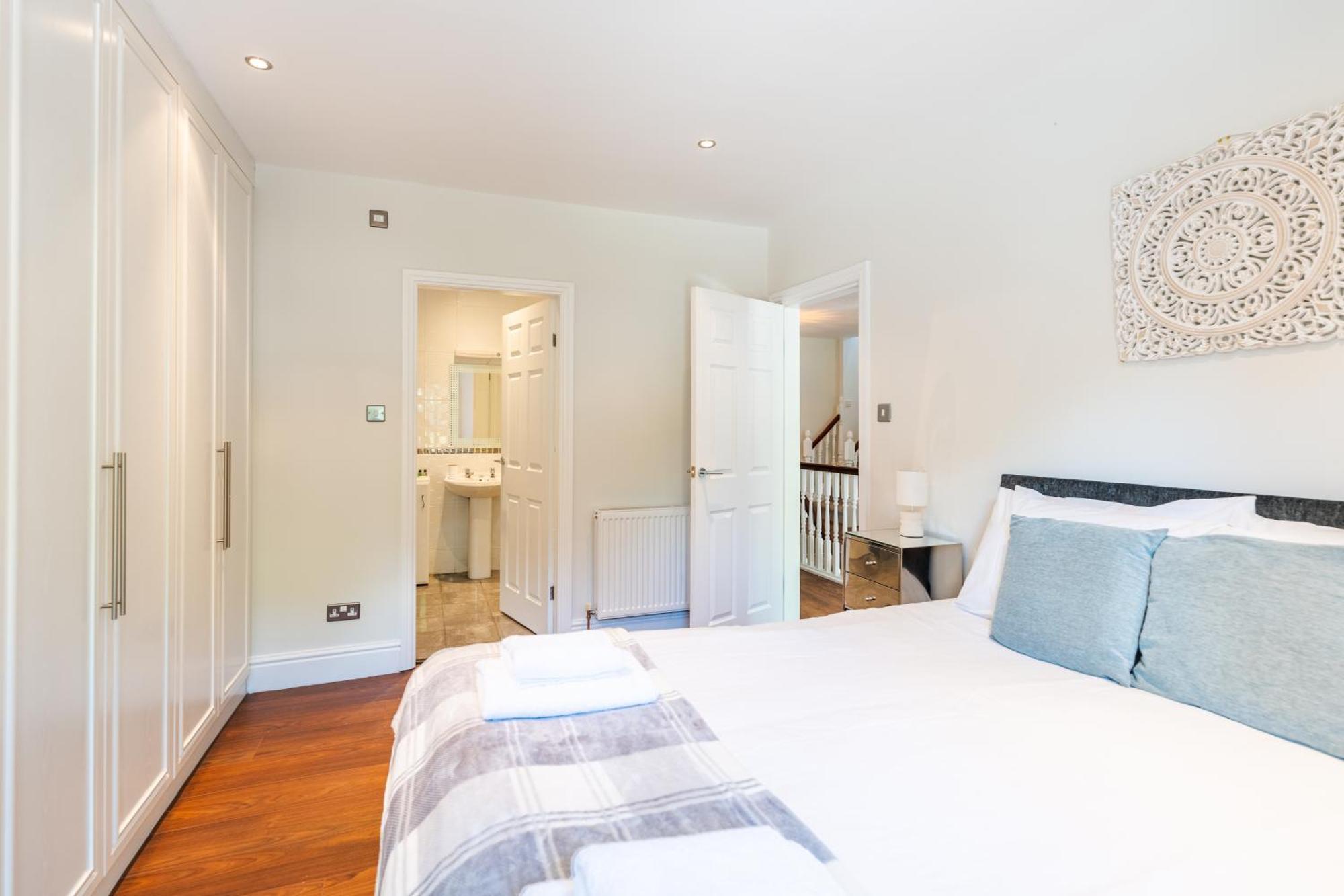 The House @ Sitwell Arms Hotel Renishaw Exteriör bild
