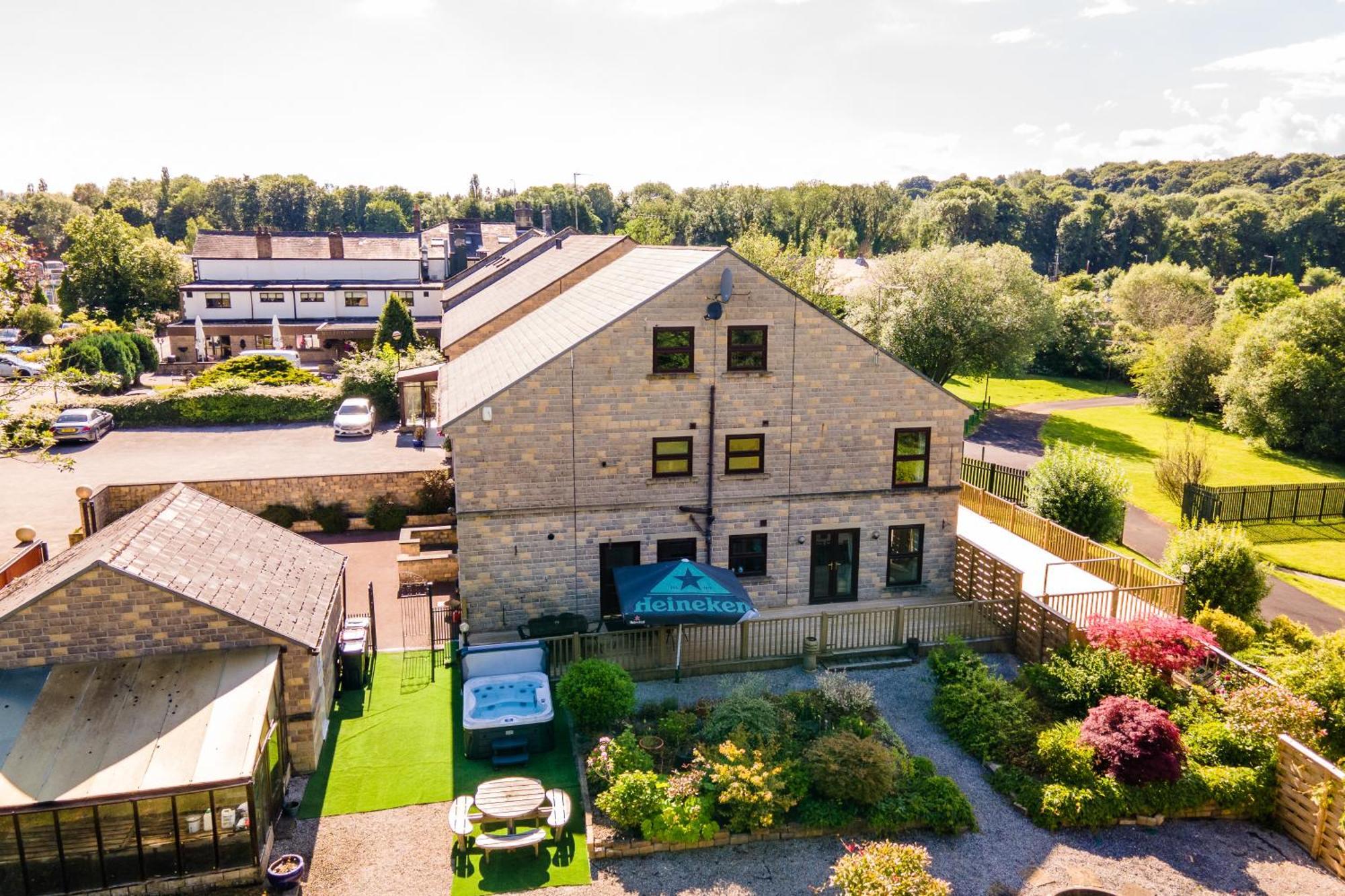 The House @ Sitwell Arms Hotel Renishaw Exteriör bild